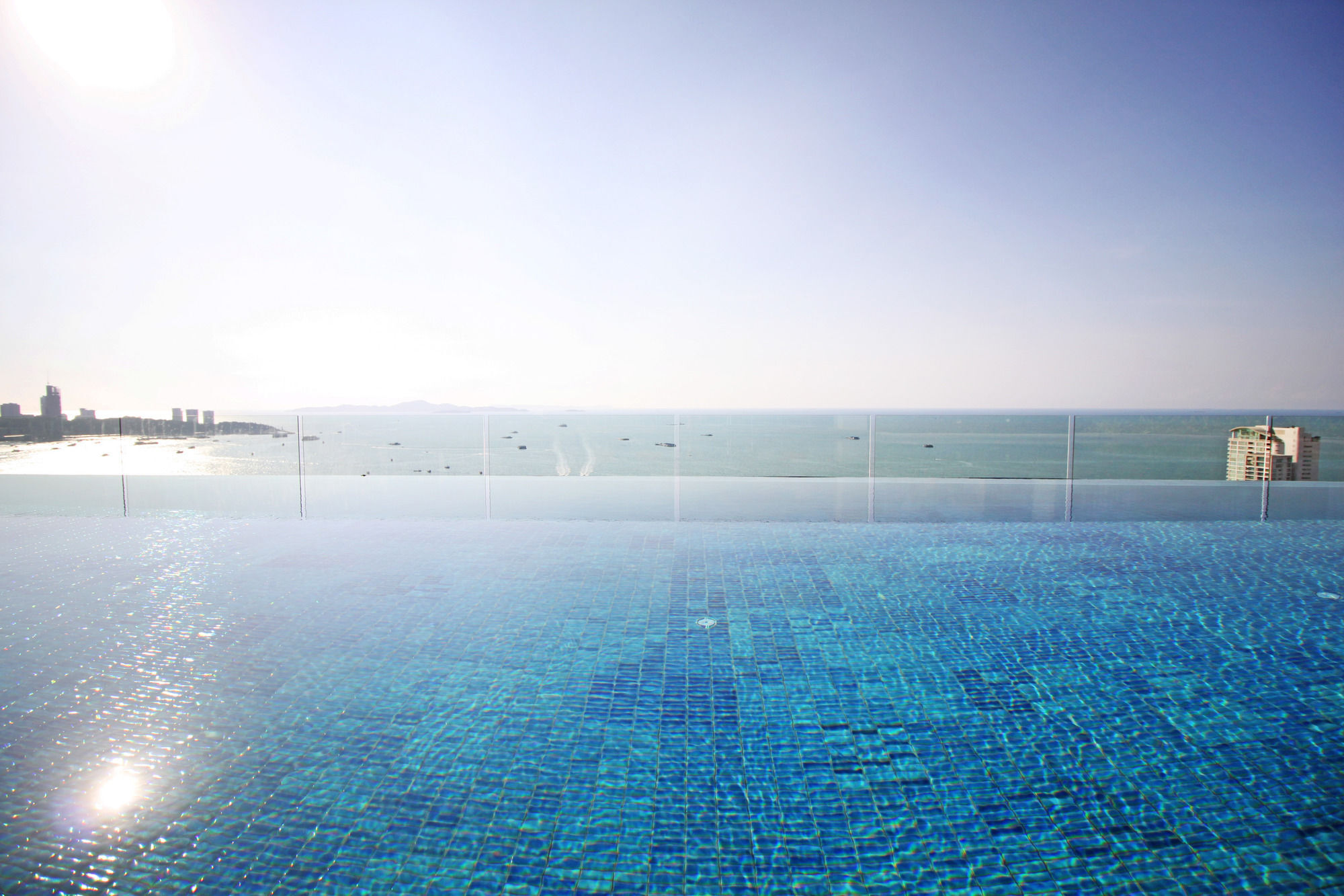 Centric Sea By Pattaya Holiday Bang Lamung Luaran gambar
